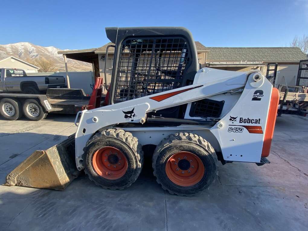 Bobcat Skid Steer