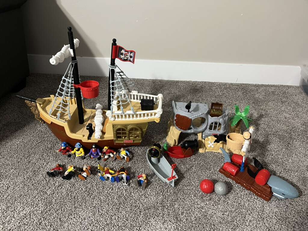 Fisher Price Pirates | Toys | ksl.com