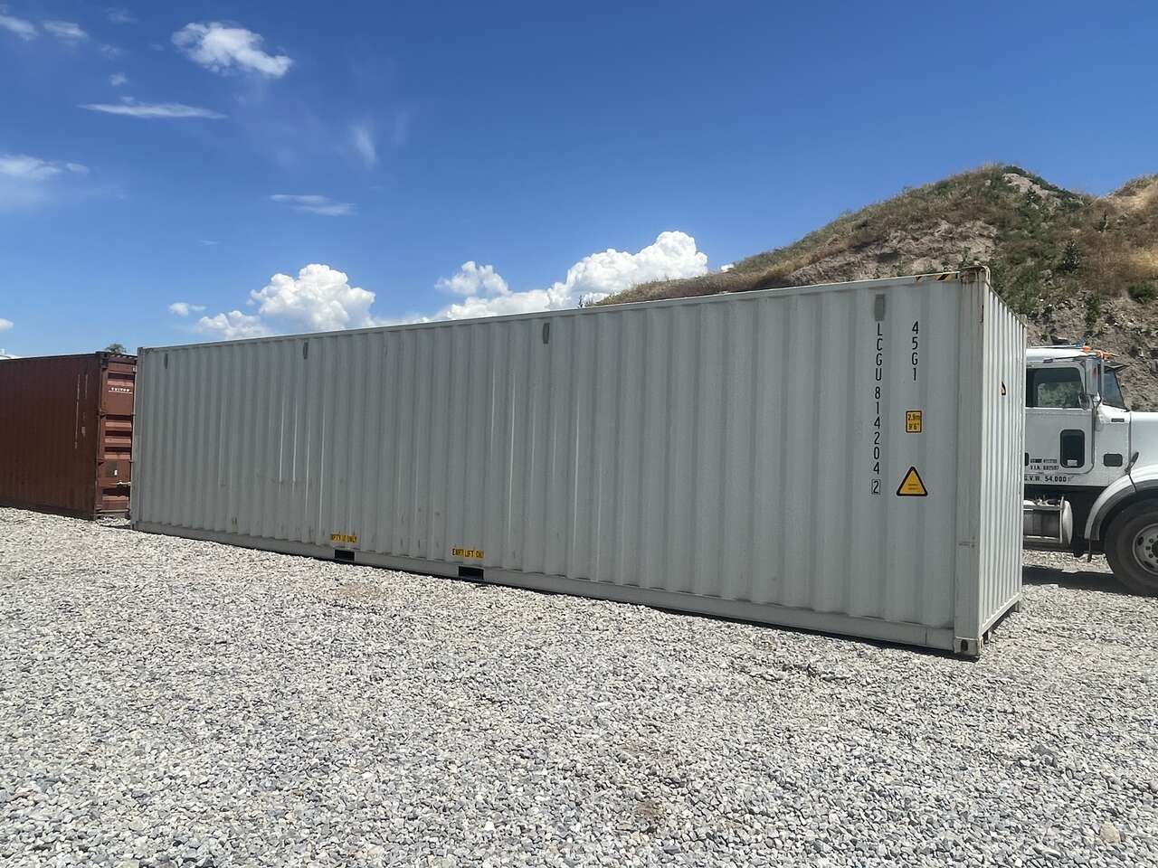 40 HC 2-3 TRIP SHIPPING CONTAINER