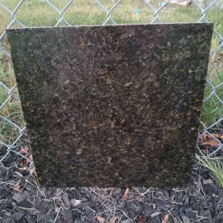 12 x 12 Granite Tile, polished, 3/8 in thick