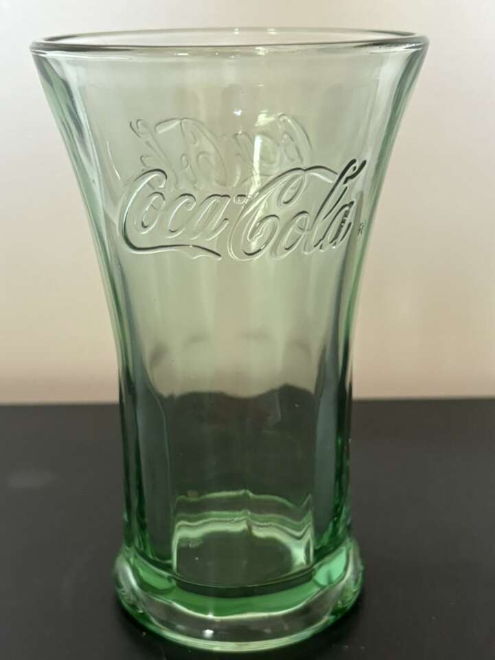 Coca Cola Vase/ Drinking Glasses, 6 1/4in H