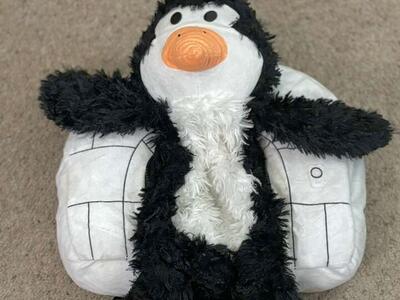 Jay at Play Happy Napper Penguin Igloo