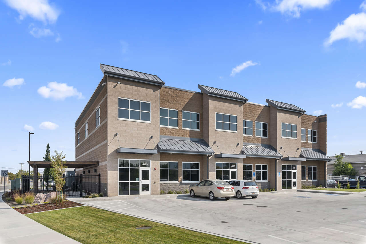 Fully Furnished Premium Office for Lease in Murray (2,385 SF)