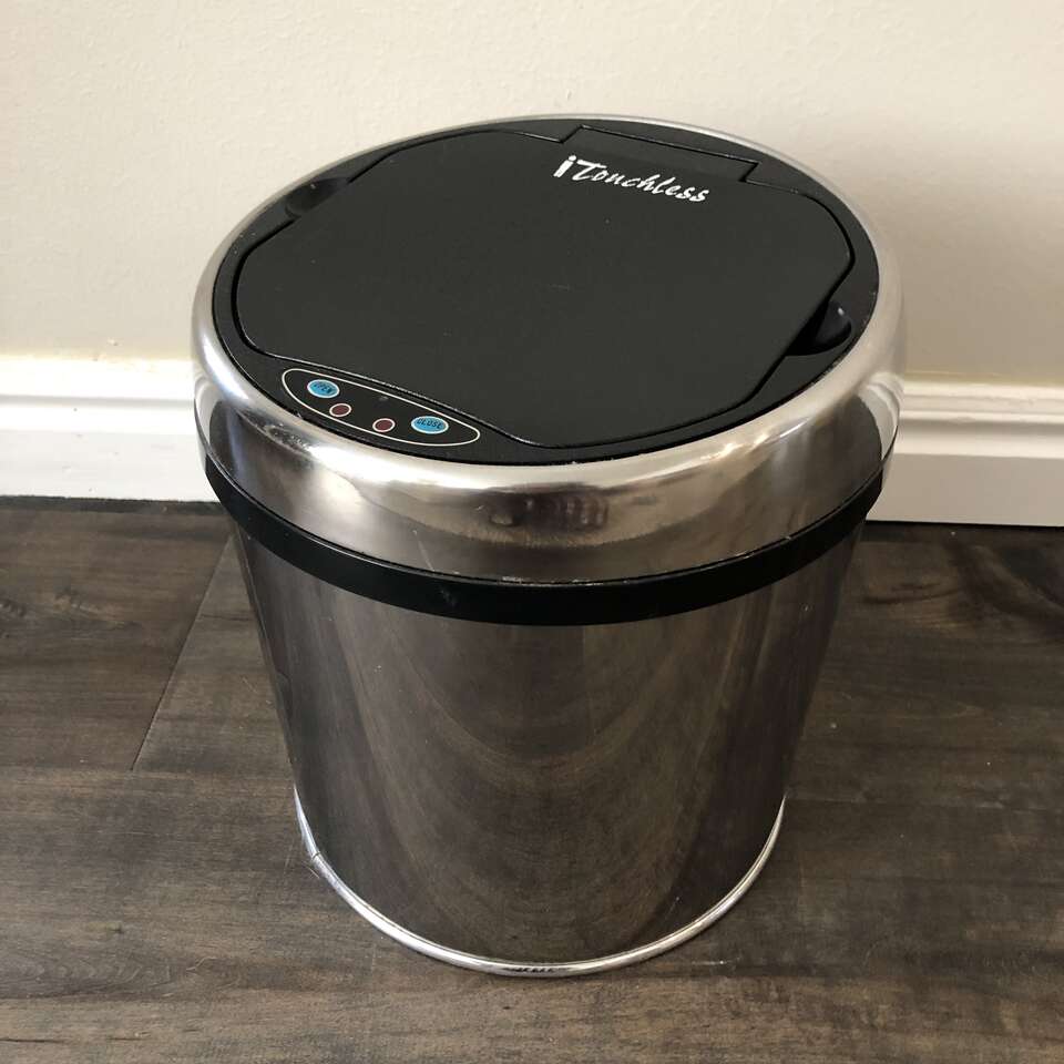 iTouchless Automatic Motion Sensor Trash Can Small Bathroom Trash Bin
