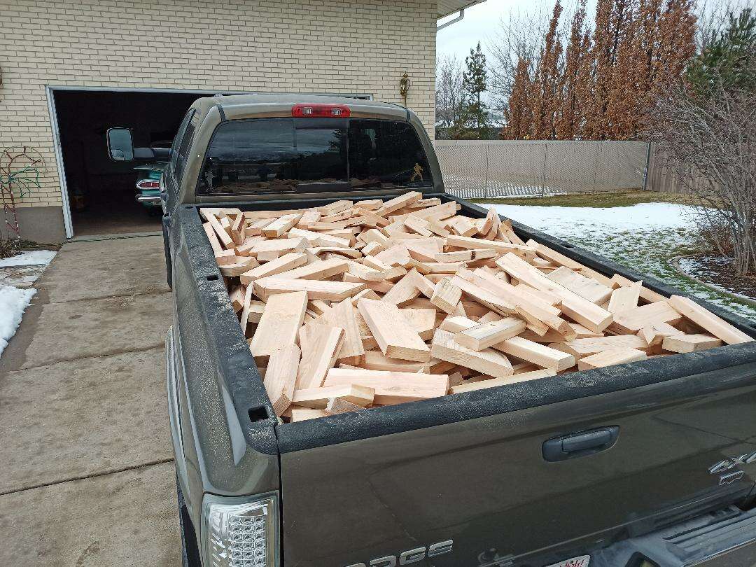 Dry! Clean stackable firewood! Slow burn! No Sap! No Bark! No Mess!