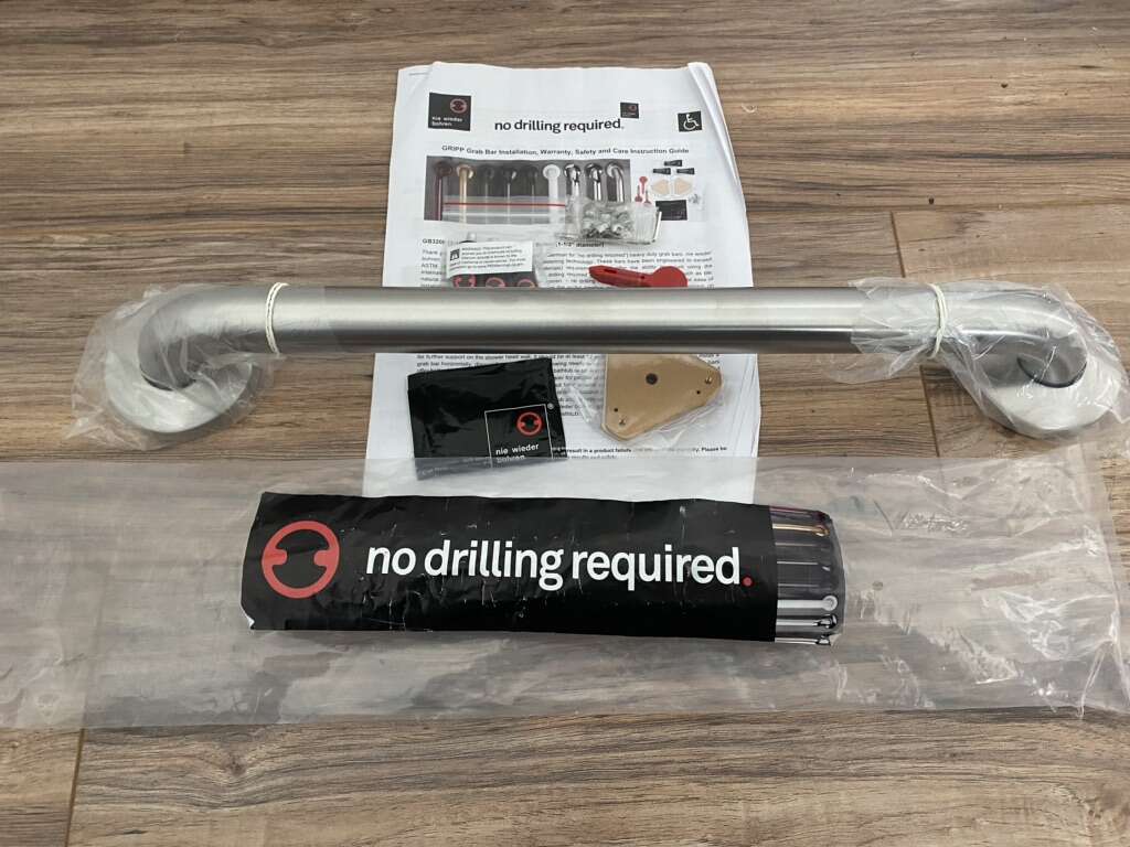 Grab Bar 18 In. X 1-1/2 In. In Brushed Stainless S