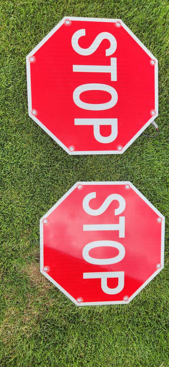 New Tapco 24" Indoor BlinkerStop Flashing LED Stop Sign