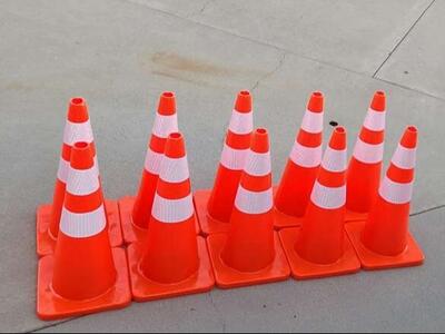 Qty (12) Brand New 28" Road Cones (some w/ loops a