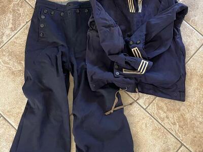 Vintage USA sailor uniform, youth size