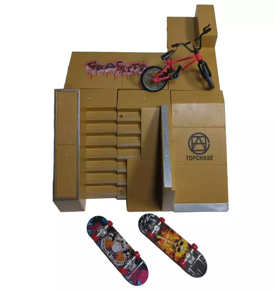 Tech Deck Fingerboard Graffiti Topchase Ramps Bike Skateboard Bundle