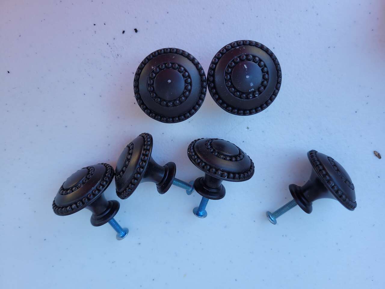 10 Cabinet knobs all for $20