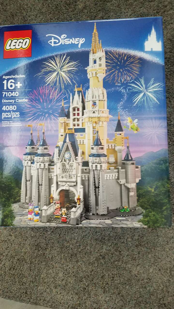 New opened box Retired Disney Castle