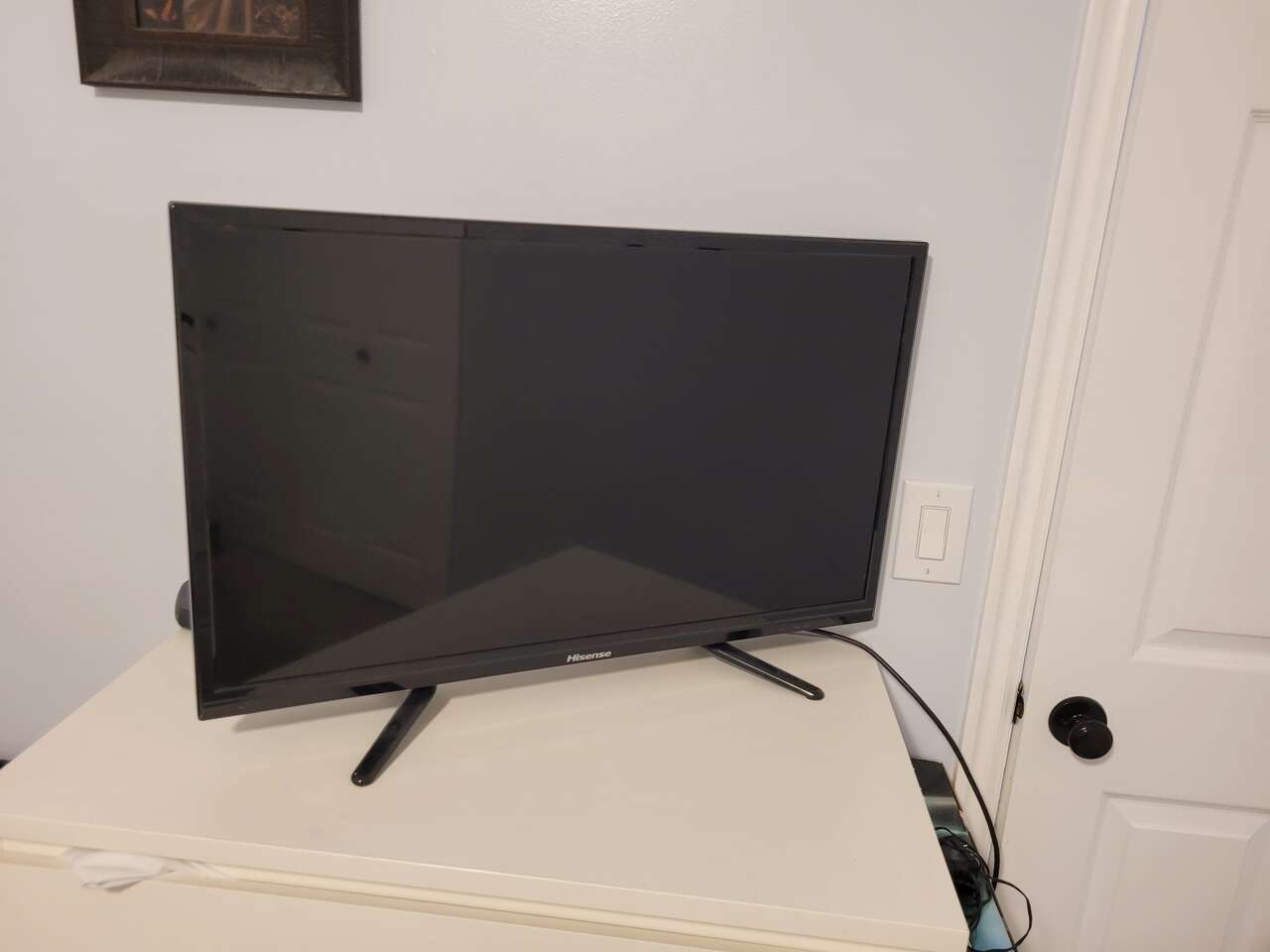 Like new 32" TV-works great