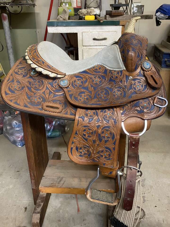 Saddle Livestock