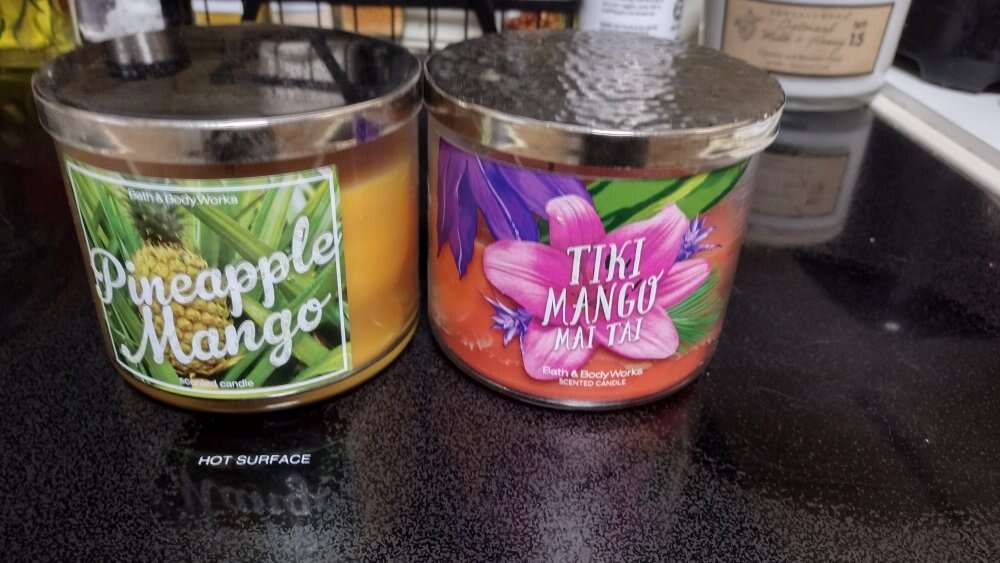 Bath and body works 3 wick candles