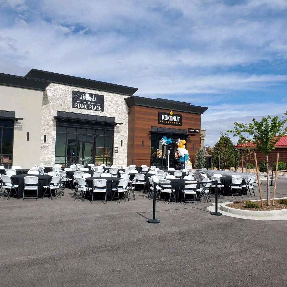 Tables, chairs and linen Rentals