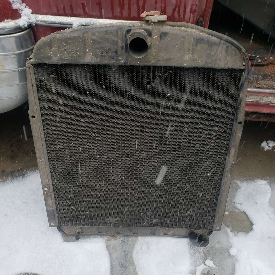 1950 Pontiac Chieftain Radiator