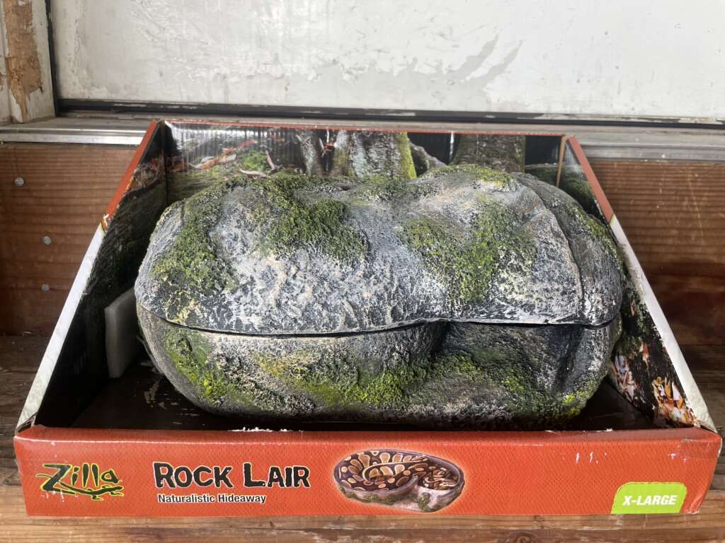 XL Zilla Hide Pets