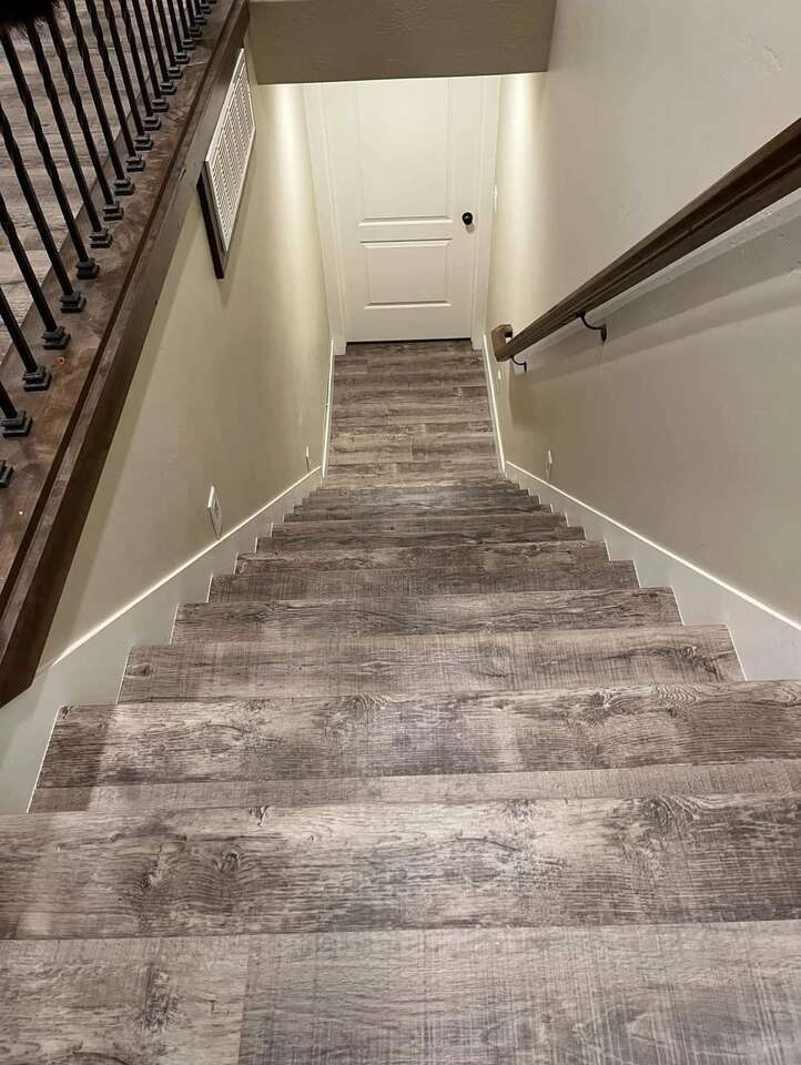 7x48 12mil waterproof lvp 190.16sqf