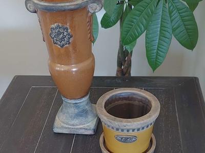 Decorative ceramic flower vases