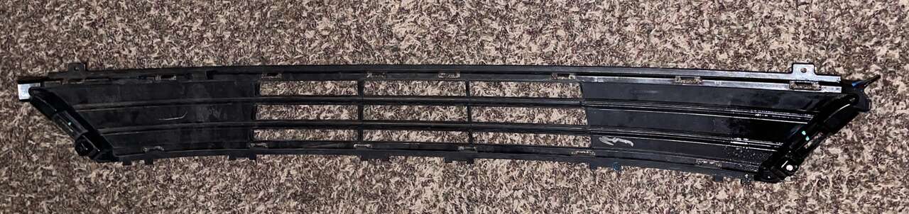 2017-2018 Ford Fusion Lower Grille