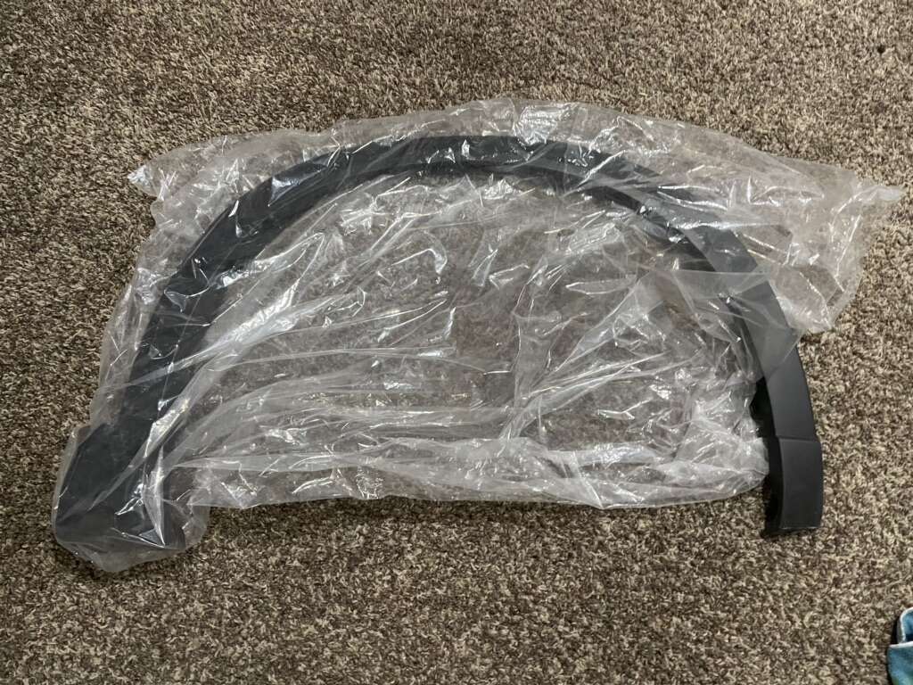 2016-2023 Mazda CX-9 Right Wheel Opening Molding
