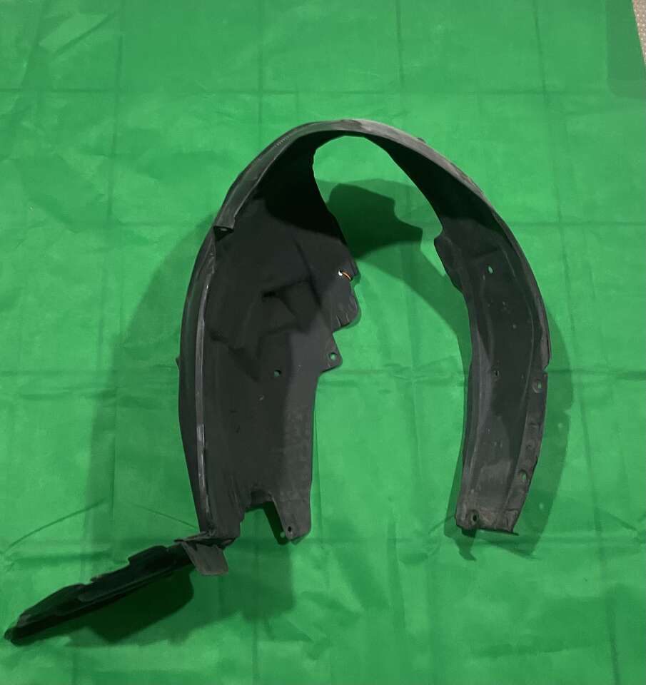 2015-2019 Subaru Legacy Left Fender Liner