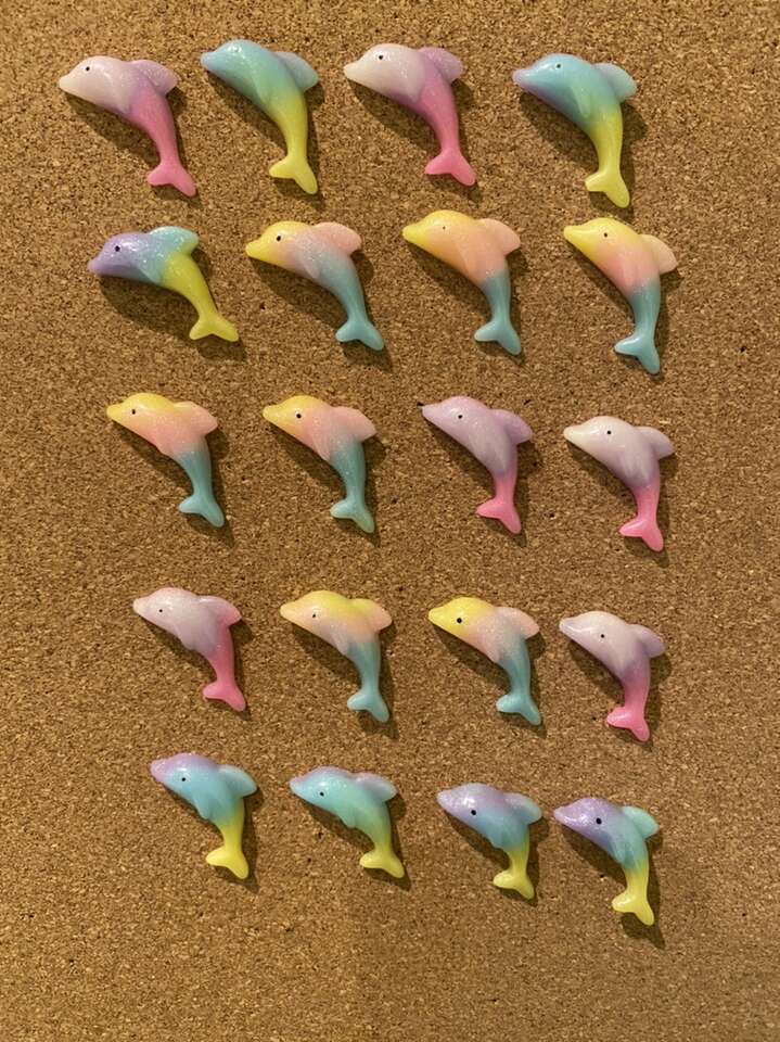 Dolphin Bulletin Board Pins