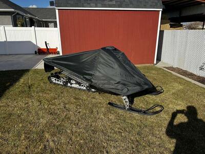 ***Universal Snowmobile Cover***