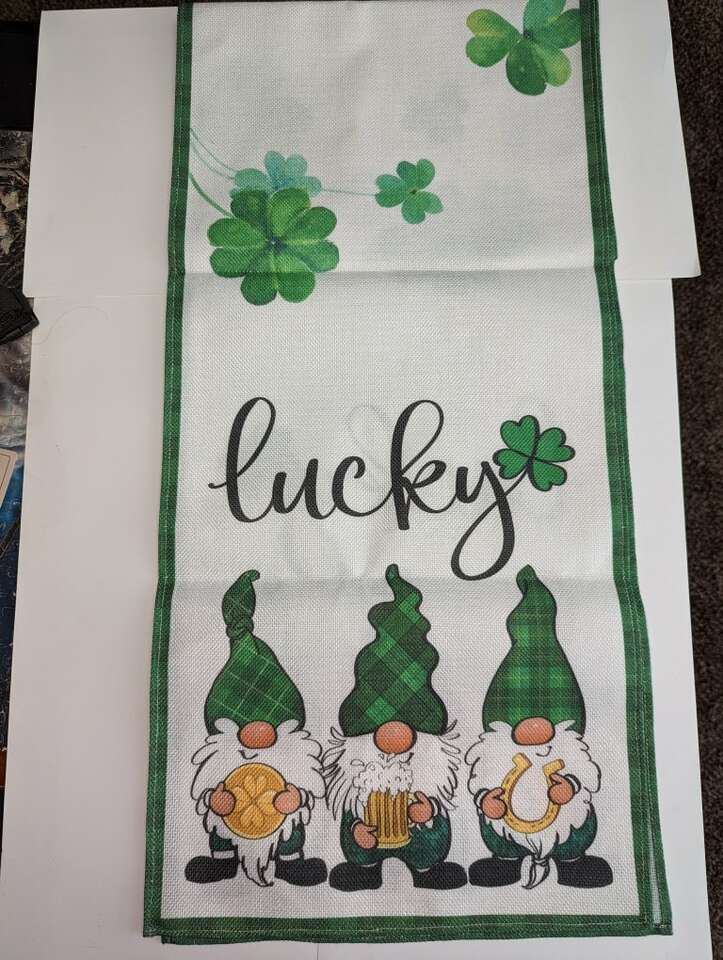 St Patricks Day Decorations (Please See All Pictures)