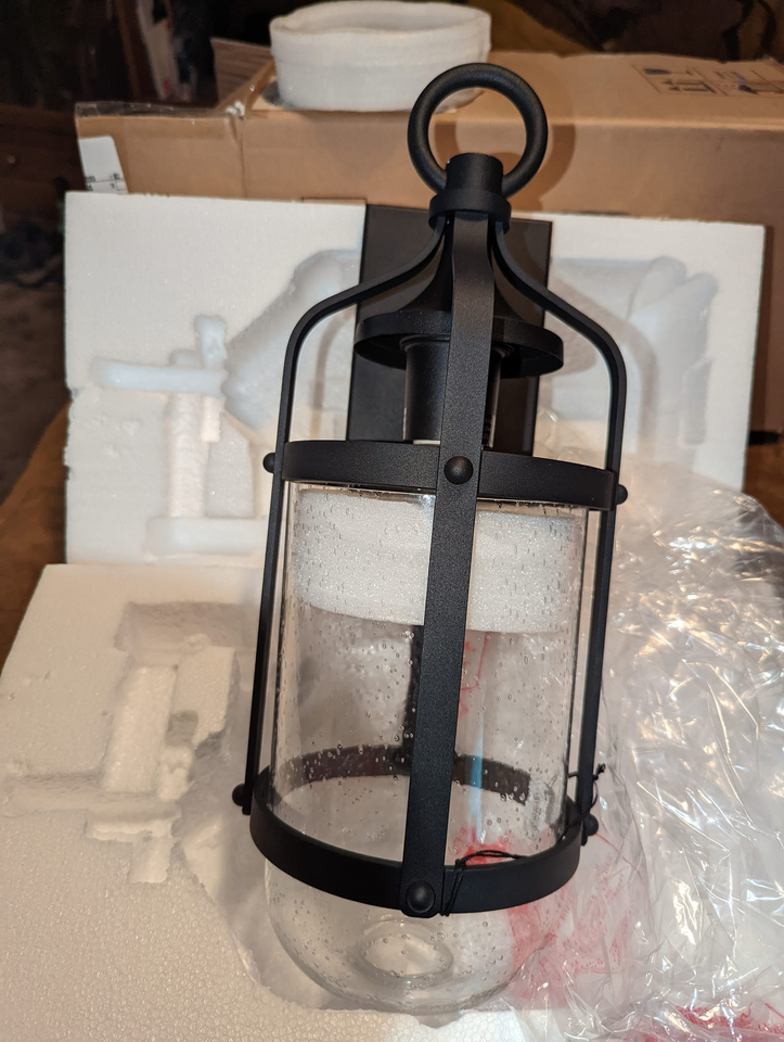 Ashley Harbour Outdoor Light