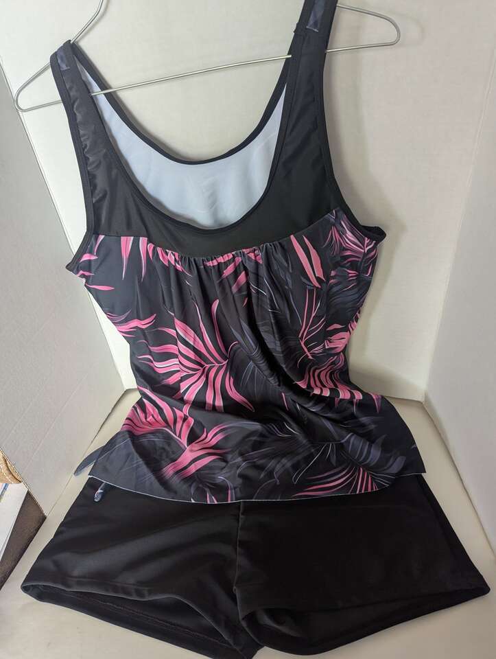 Wome's Takini Swimsuits All Size: XL (Except One pink is xl, One is xxl)