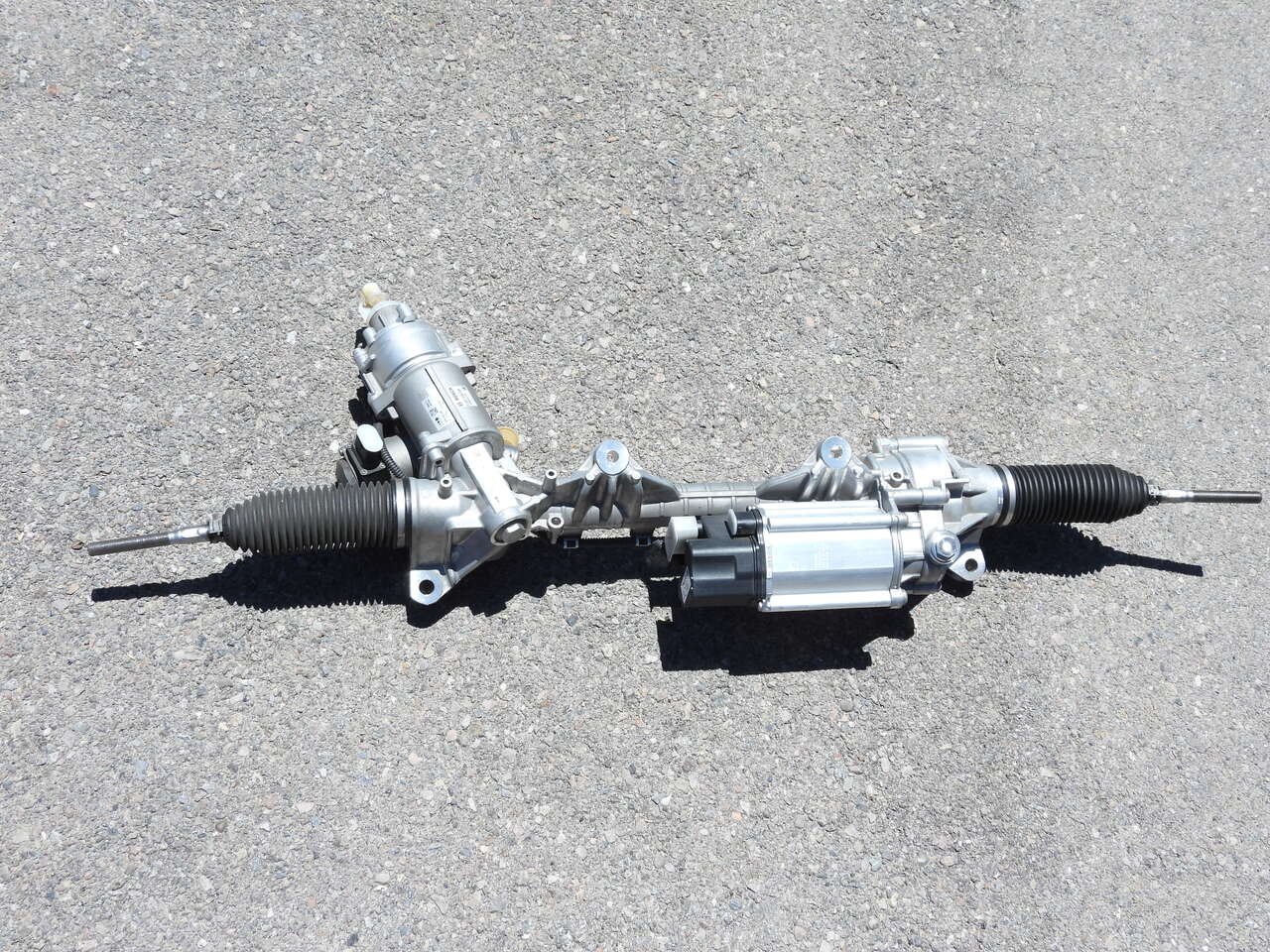 BMW 528i 535d, 535i,640i Electric Power Steering Rack & Pinion