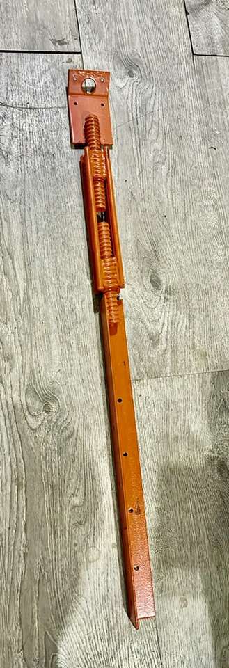 Turnbuckle Concrete Form Aligner