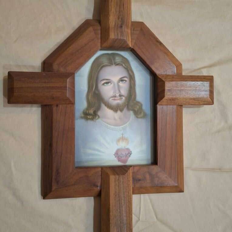 Wood Cross w/ Jesus