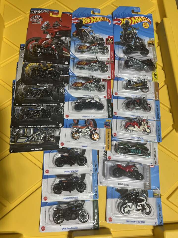 Hot Wheels Motocycles