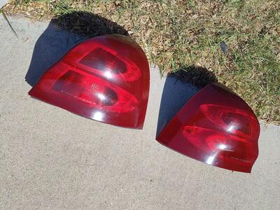 2004-2008 Pontiac Grand Prix Taillight lenses