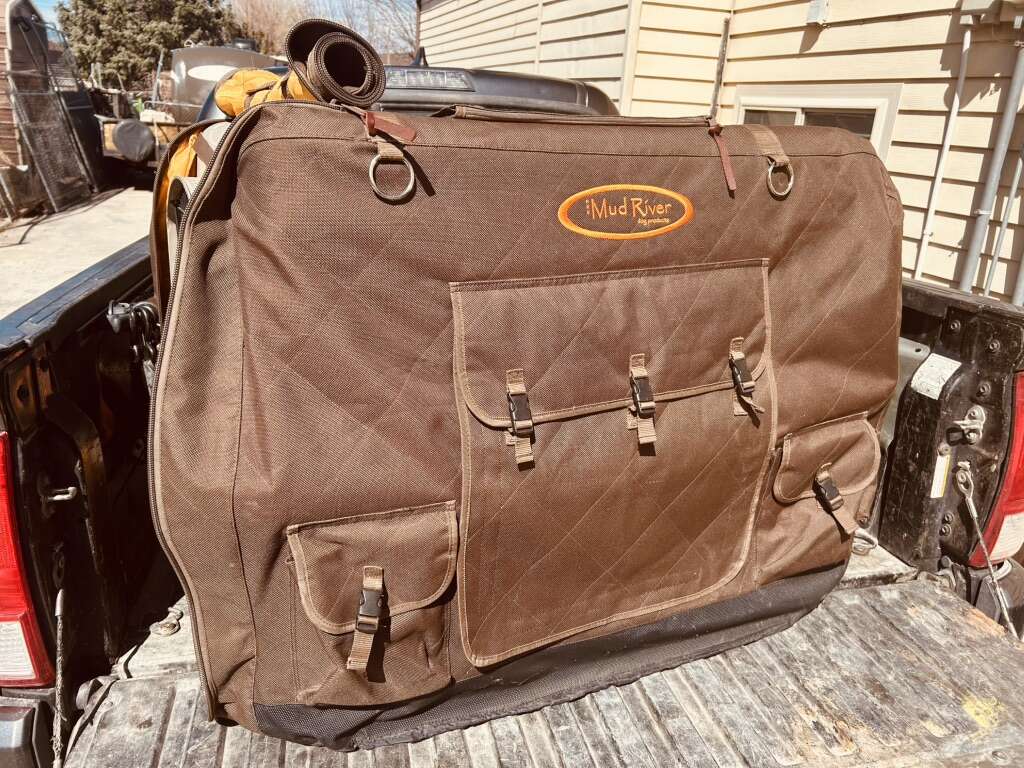 Mud River Insulated Cover And Crate