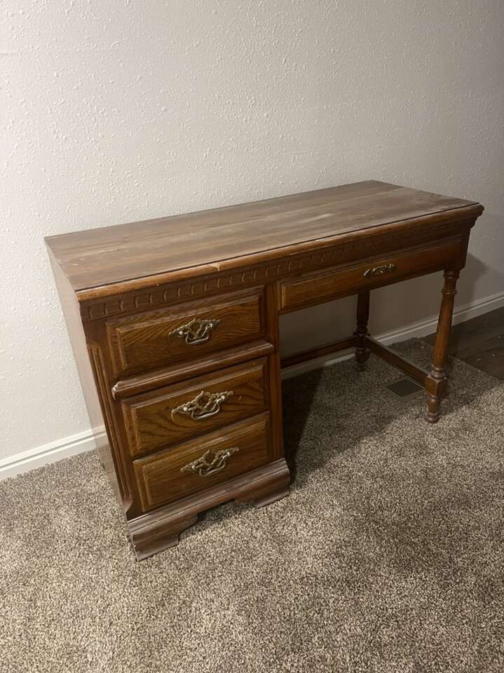 Solid Wooden Desk Furniture