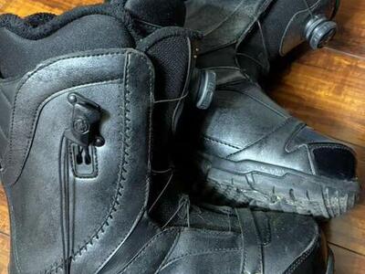 Snowboard Boots Womens size 10 K2 Sapera