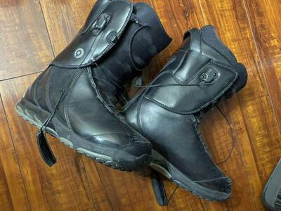 Burton Snowboard Boots Sz 9