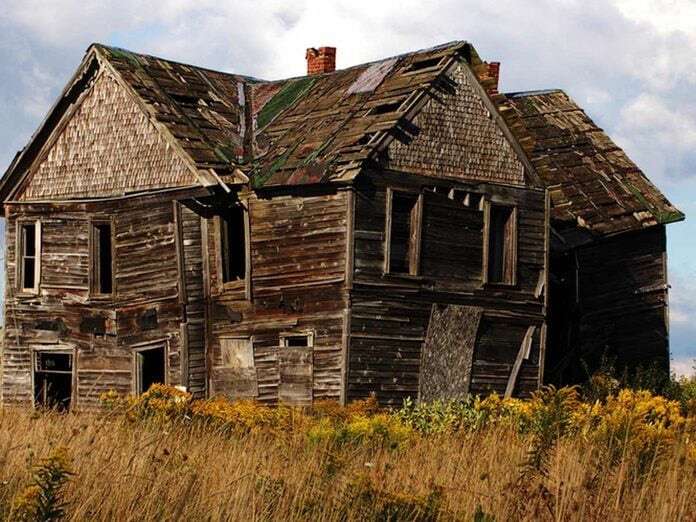 ***WANT TO BUY*** Estate Fixer Upper House