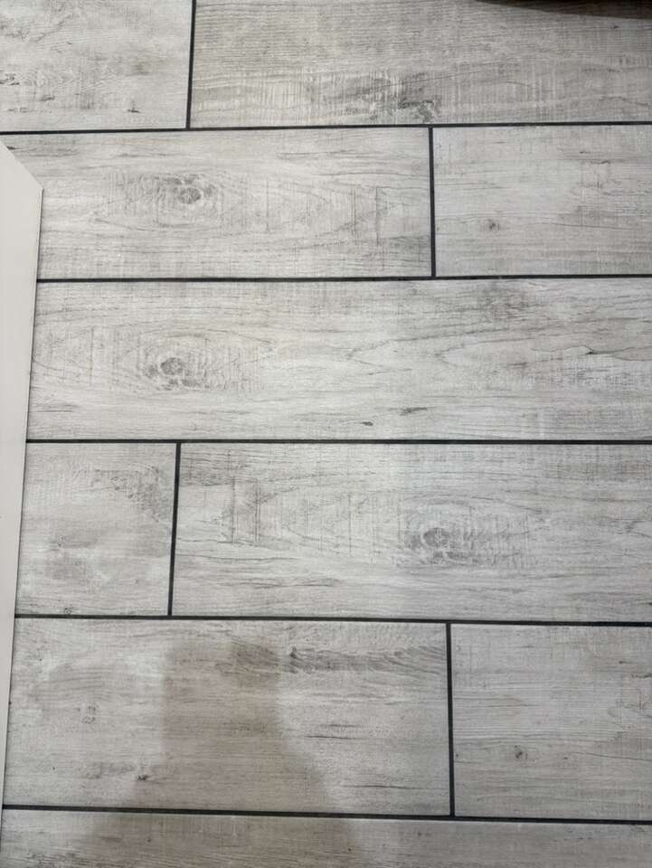 Awesome Wood Look Tile