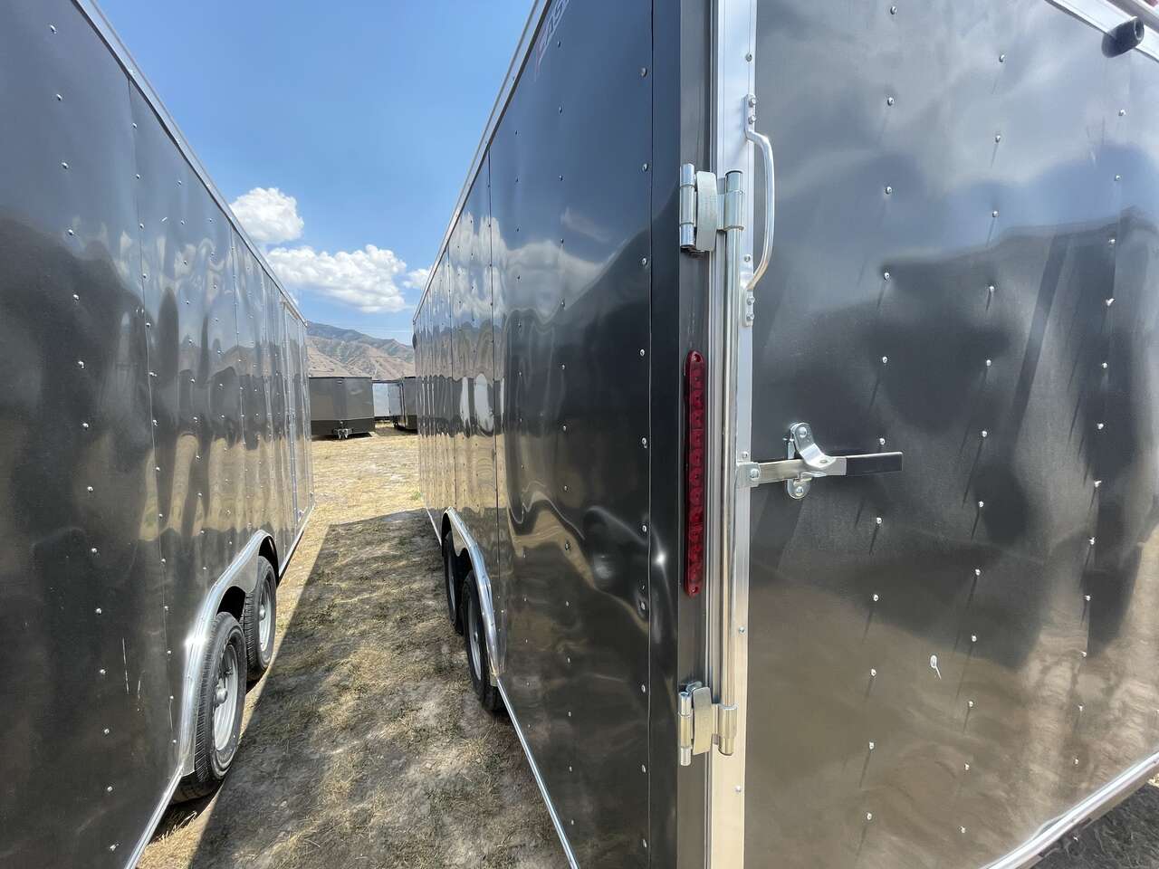 2024 - Wells Cargo - FT8520T3-D