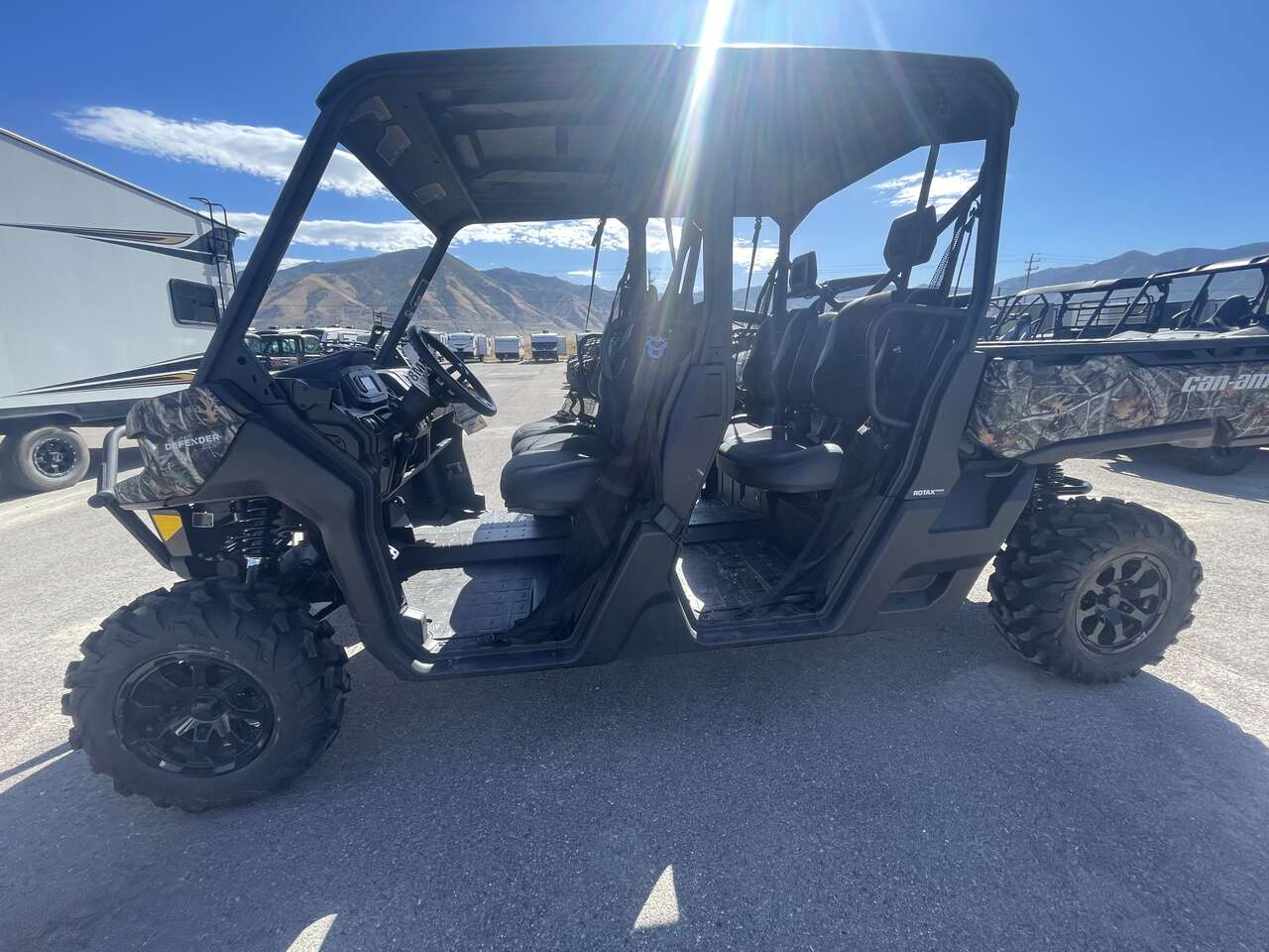 Can-Am Defender MAX XT HD10 W/ LIMITED LIFETIME WARRANTY