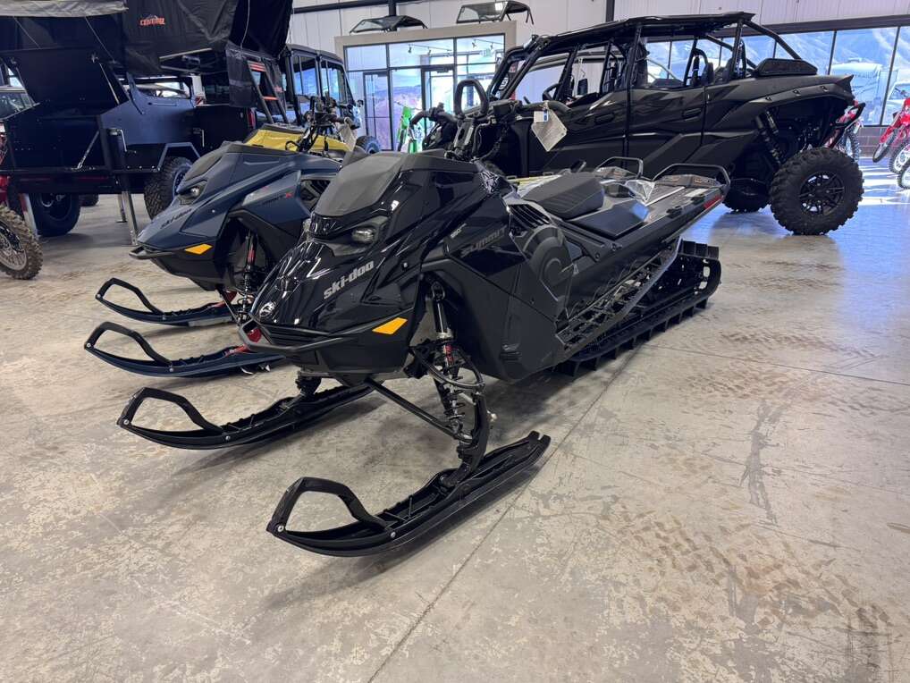 2025 SKI-DOO SUMMIT ADRENALINE W/ EDGE PACKAGE 165 850 E-TEC SHOT POWDERMAX X-LIGHT 3.0 W/ FLEXEDGE
