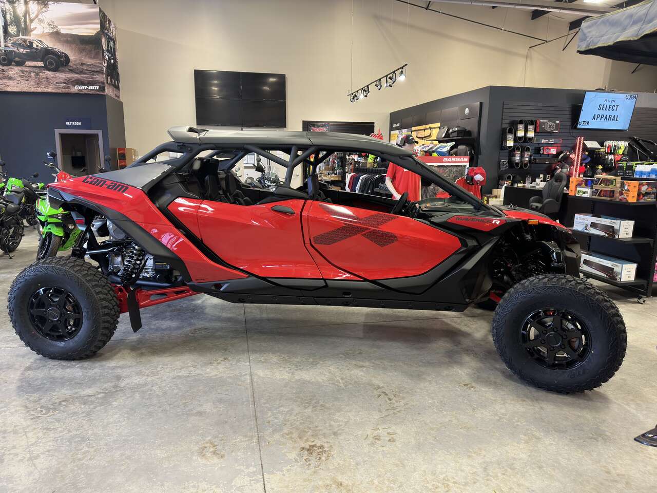 FREE LIFETIME LIMITED WARRANTY! 2025 CAN-AM MAVERICK R MAX X 999T DCT