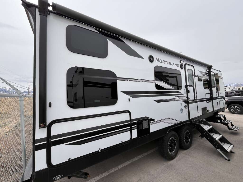 2025 GENESIS SUPREME 26BHS NORTHLAND *RV SHOW SPECIAL* W/Free Lifetime Warranty!