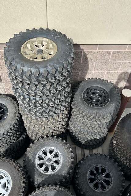 New Can-am Defender/Commander take off wheel/tire