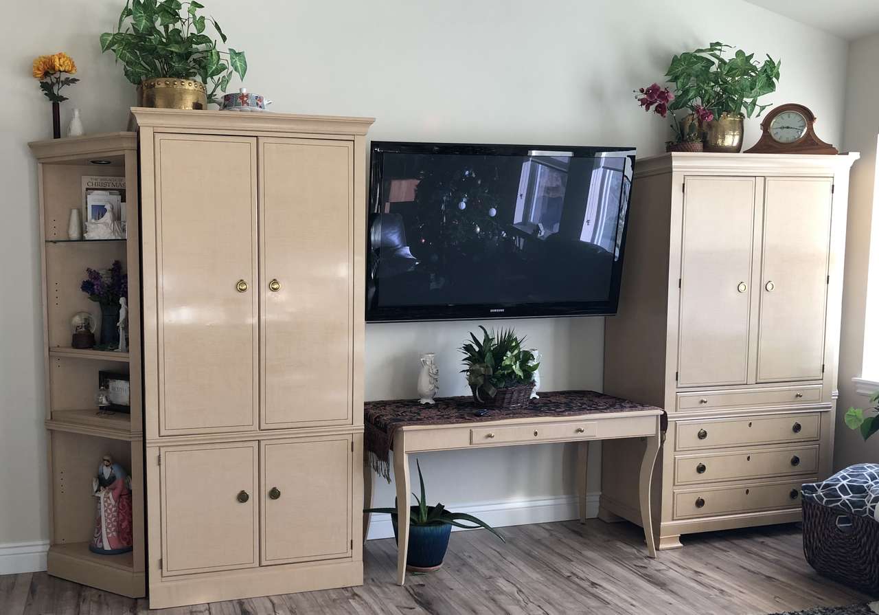 5 piece Drexel Heritage entertainment center